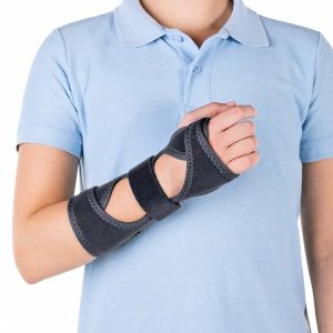 TRIACARP Junior SRT222 – Orteza fixa pentru incheietura si mana, marime universala